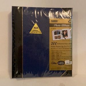 PIONEER Photo Album